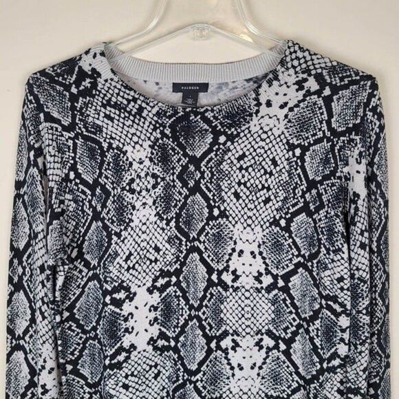 Halogen Size S NWOT Snake Print Lightweight Crewneck Sweater Black Tan - Picture 6 of 10